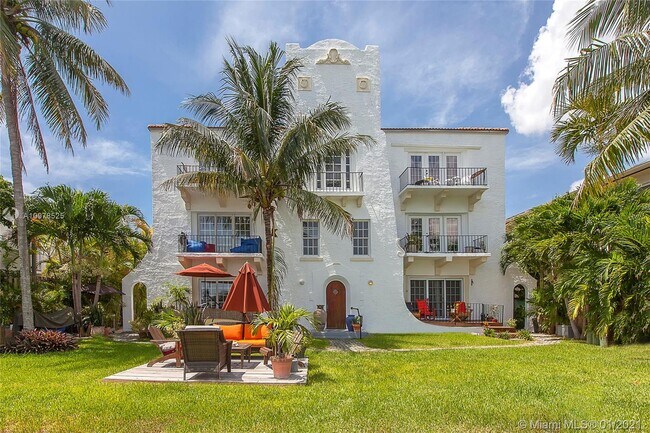 Foto del edificio - 409 N Hibiscus Dr