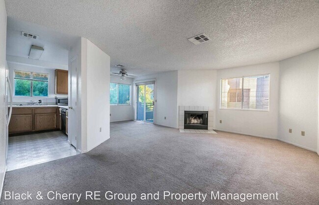 Foto del edificio - 2 br, 2 bath House - 6877 Tamarus St 204