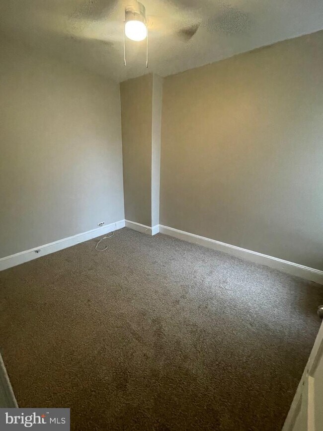 Foto del edificio - 1429 N 54th St