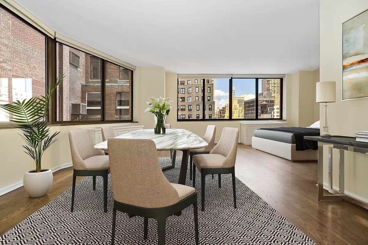 Foto principal - 245 East 44th Street