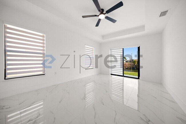 Foto del edificio - 4117 NE 16th Ave