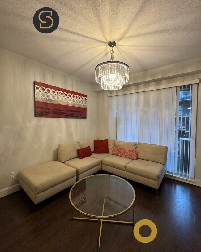 Photo du bâtiment - 7428 Byrnepark Walk