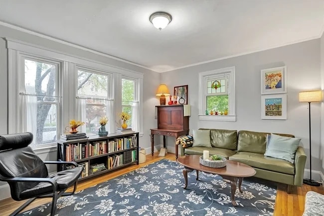 Building Photo - 102 Greaton Rd