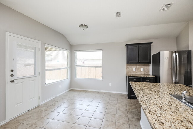 Building Photo - 8616 Fawn Hill Ct