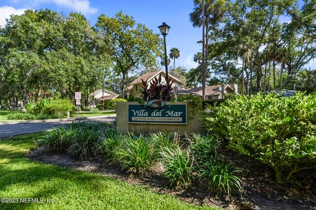 Foto del edificio - 101 Thousand Oaks Dr