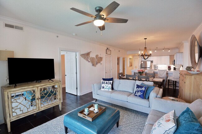 Foto del edificio - 17545 Front Beach Rd