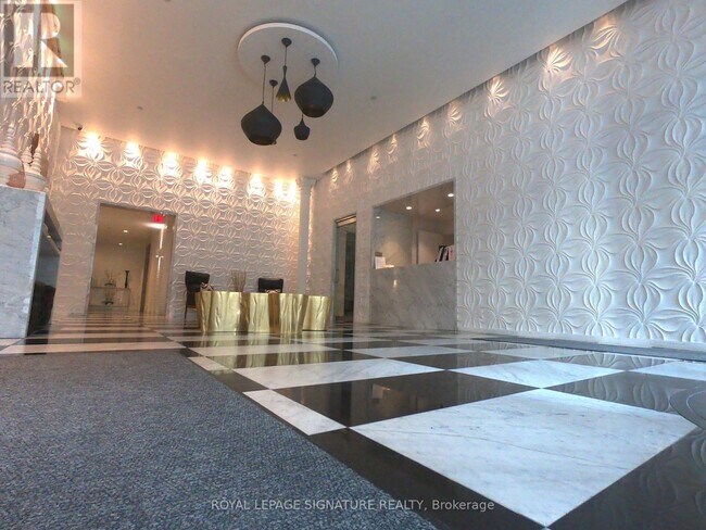 Building Photo - 1 Scott St