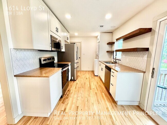 Foto del edificio - 4614 Lloyd St