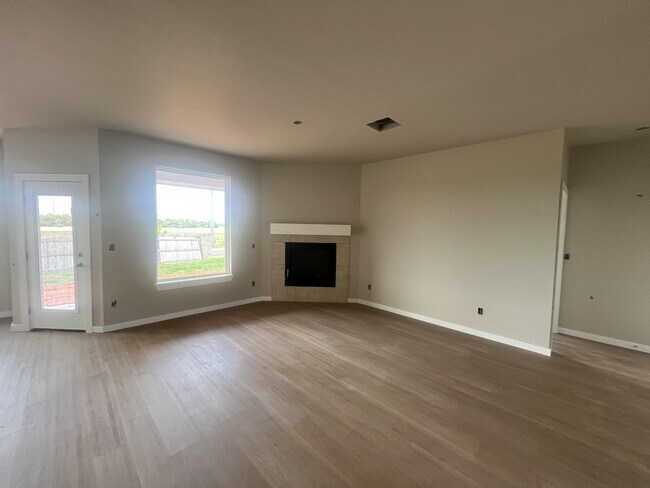 Building Photo - 8321 NW 163rd Ter