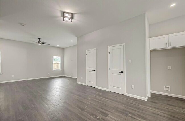 Foto del edificio - 7035 Goforth St
