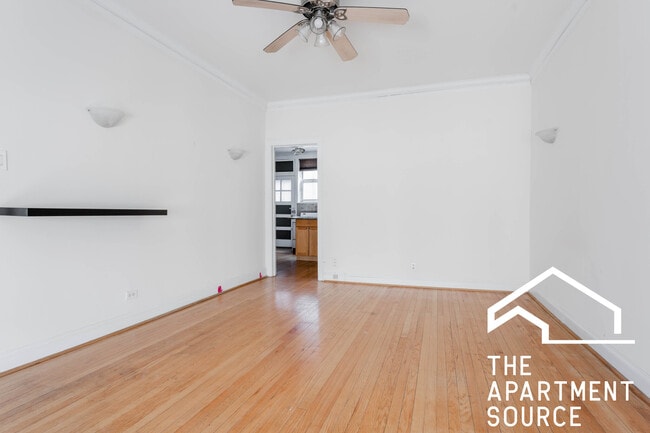 Foto del edificio - 522 W Surf St