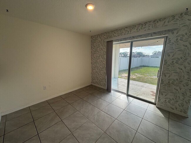 Foto del edificio - Spacious 4/2 In Gate Community W/ Amenities