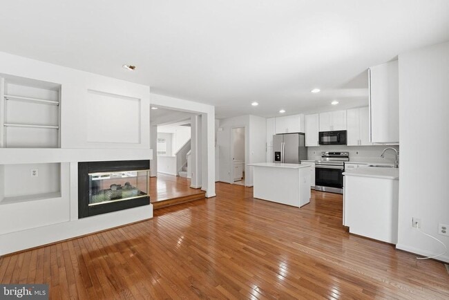 Foto del edificio - 2709 Baronhurst Dr