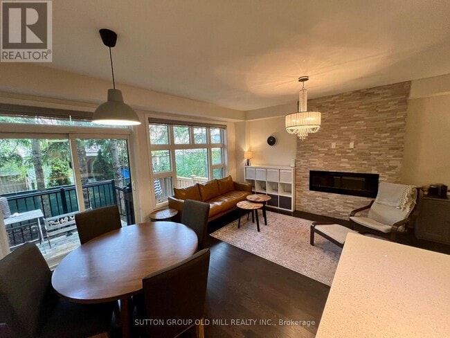 Building Photo - 72 Causland Ln