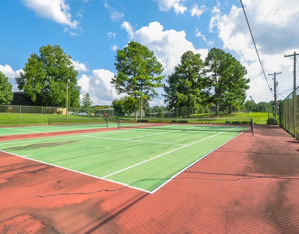 Cancha de tenis - Regency Square Apartments