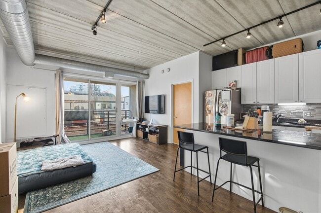 Foto del edificio - 1440 S Michigan Ave