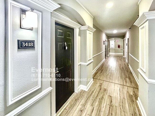Building Photo - 1850 Cotillion Dr