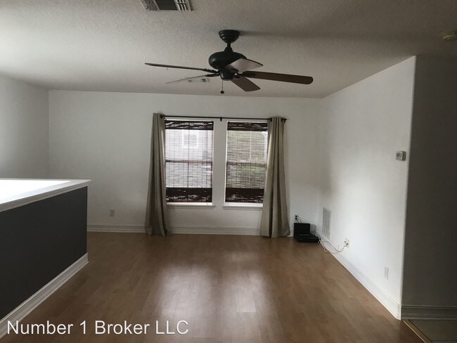 Foto del edificio - 5141 Fenwood Ln