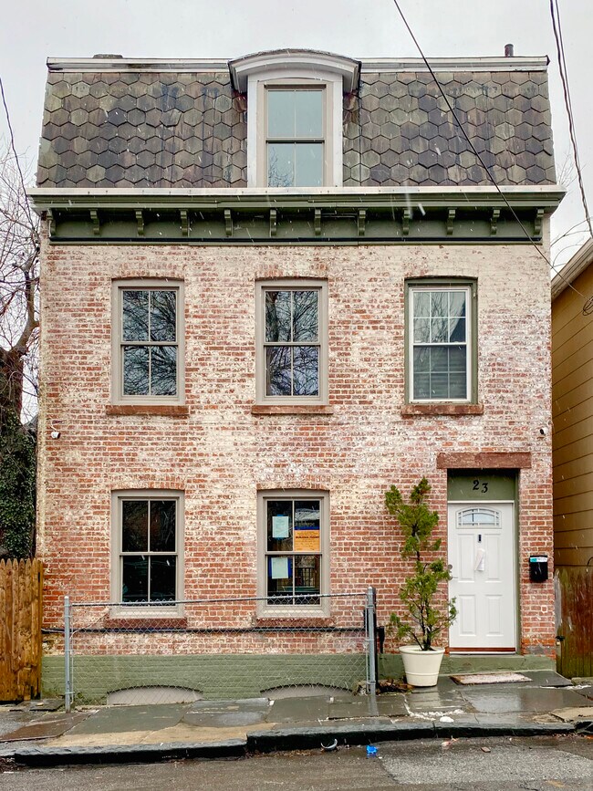 Building Photo - 23 Farrington St