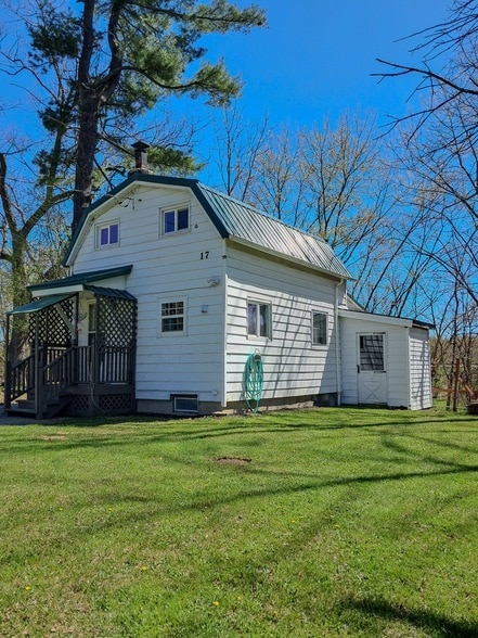 Building Photo - 17 Gage Rd