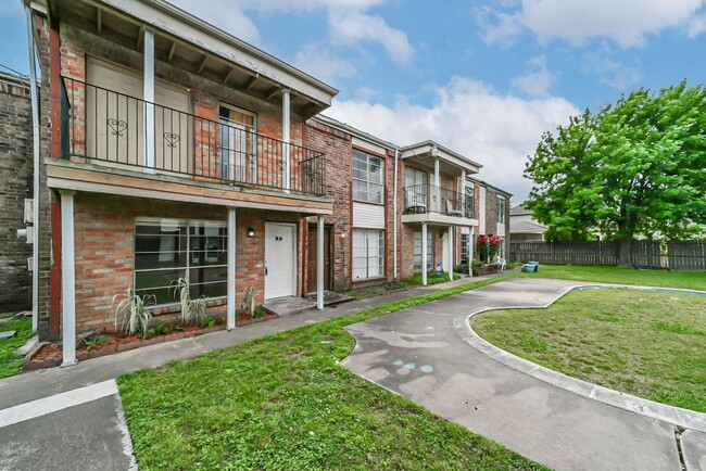 Foto del edificio - Townhome in South Houston