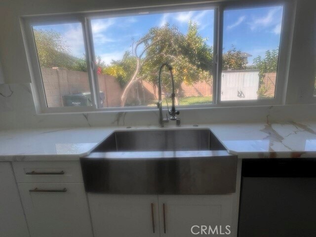 Foto del edificio - 9065 Columbine Ave