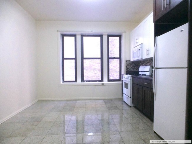 Foto del edificio - 540 W 136TH St