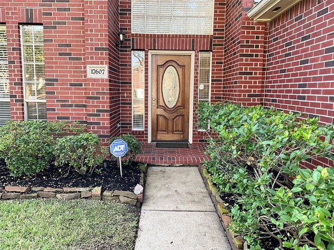 Foto del edificio - 17607 W Copper Lakes Dr