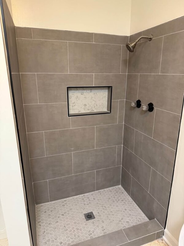 Foto del edificio - 678 Main St