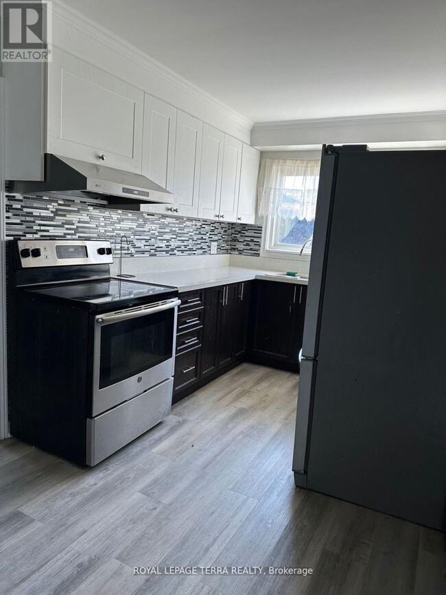 Building Photo - 7384 Heximer Ave