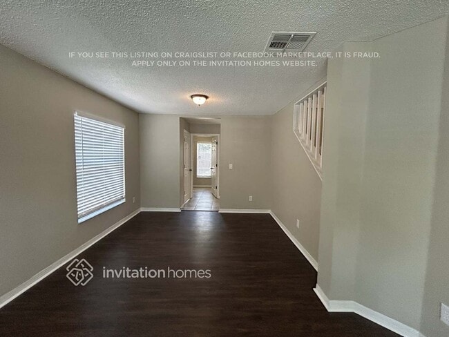 Building Photo - 2404 Needham Dr