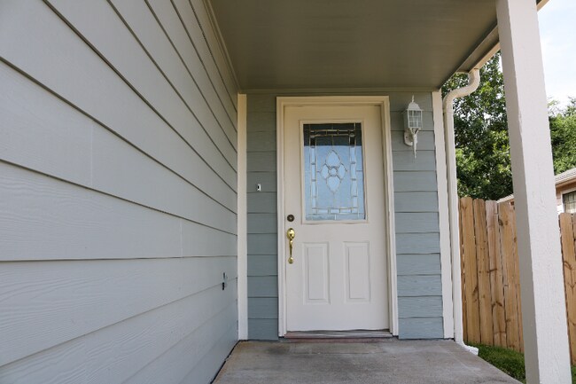 Photo - 2929 E Sterling Ct Townhome