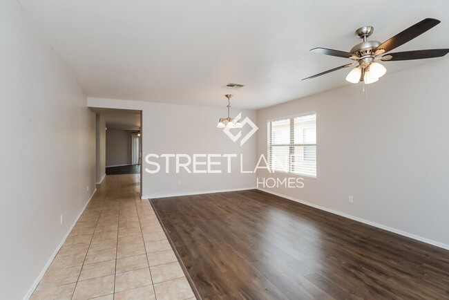 Foto del edificio - Charming 4 bedroom home in San Tan Valley!
