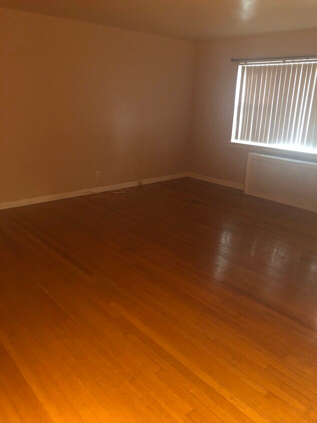 Foto principal - 245 Passaic Ave