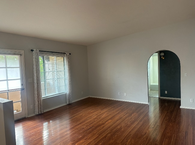 Foto del edificio - 5402 E Windsor Ave