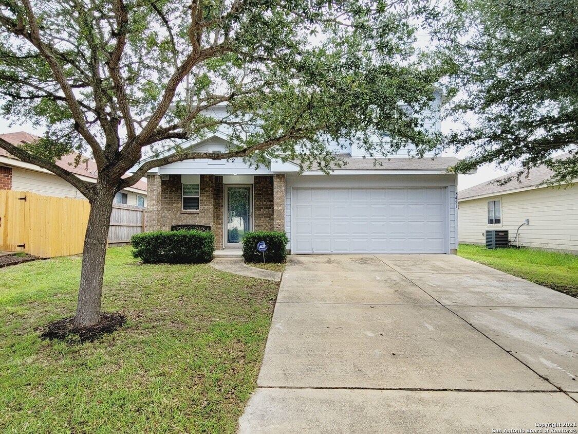 Foto principal - 8451 Chalk Hill Cove