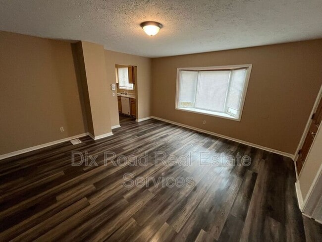 Building Photo - 976 Shuler Ave