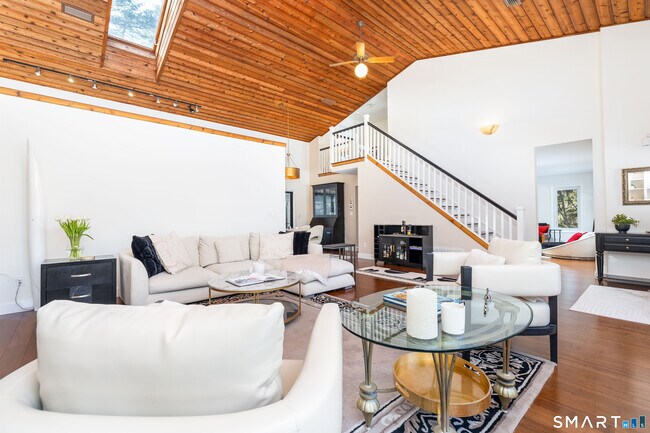 Foto del edificio - 9 Belshyre Ct