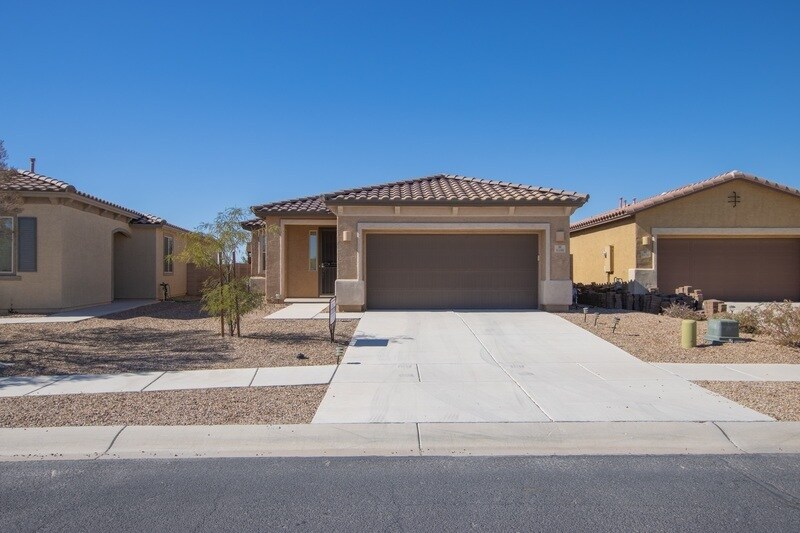 6180 W Bandelier Ct, Tucson, AZ 85742 House Rental in Tucson, AZ