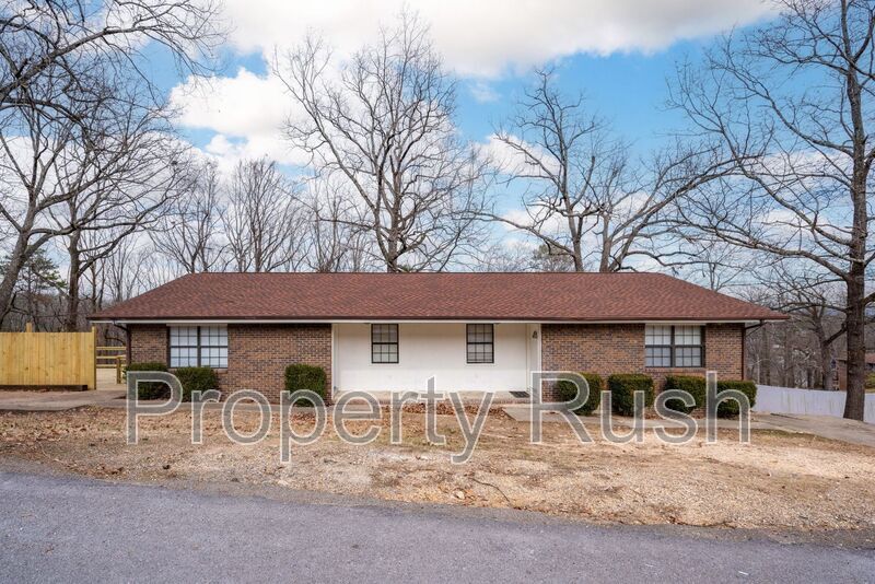 340 Alpine Dr Unit A, Rossville, GA 30741 Condo for Rent in Rossville