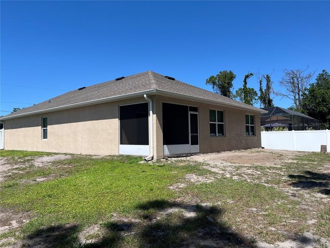Building Photo - 3702 Lookout Ln