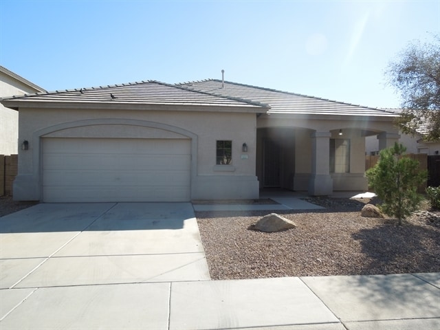 Building Photo - 12717 W Earll Dr
