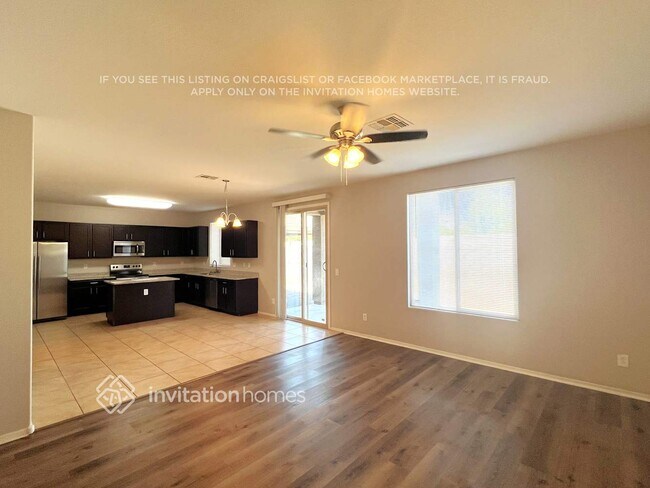 Foto del edificio - 12363 N 67th Dr