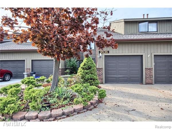 Foto principal - 9836 Hawthorne Glen Dr