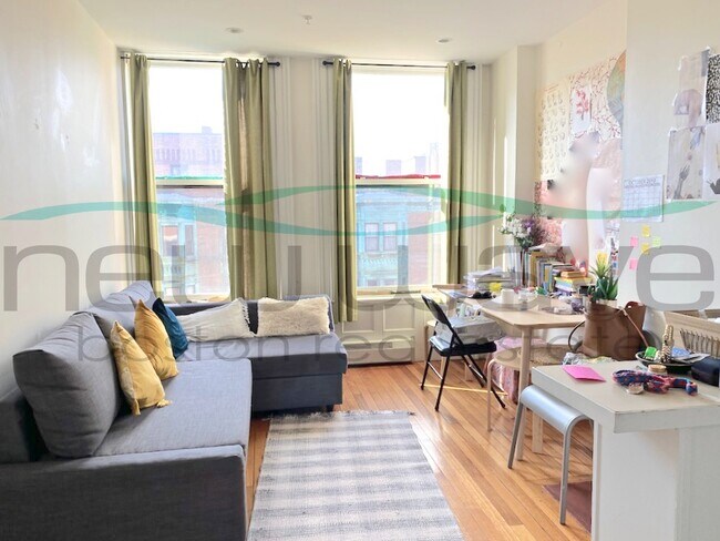 Foto del edificio - 481 Beacon St