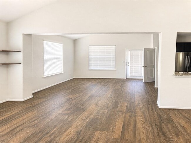 Building Photo - 617 Cortona Ln
