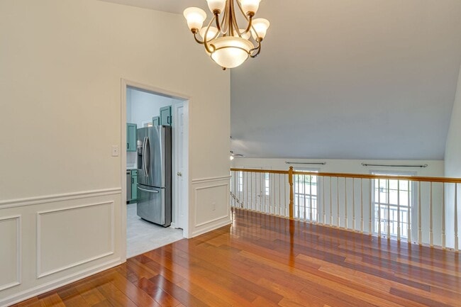 Building Photo - Gorgeous Single Family Home on a Cul-de-Sac!