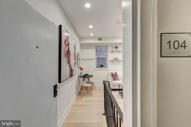Foto del edificio - 1108 Columbia Rd NW