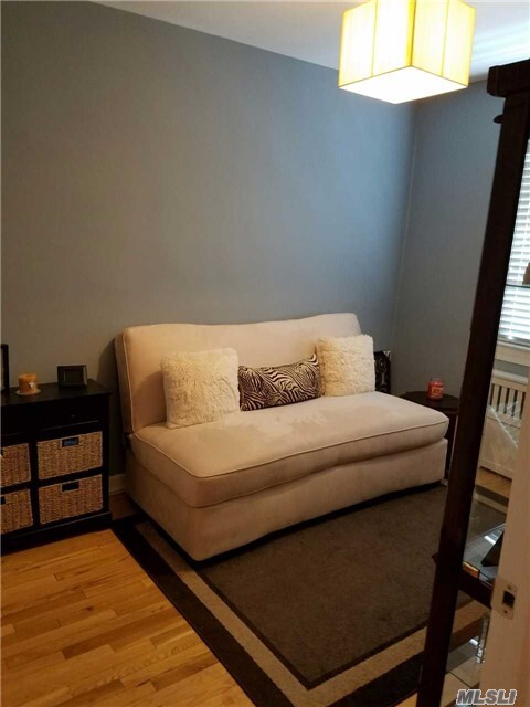 Foto principal - 220-14-220-75 75th Ave