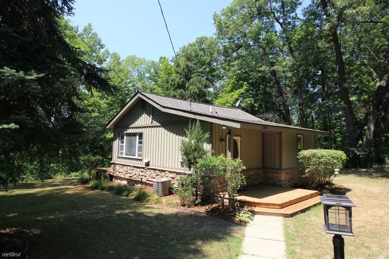 Primary Photo - 1 br, 1 bath House - 1280 Pettibone Lake Rd